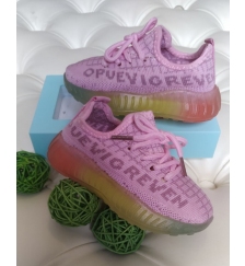 Кроссовки (yeezy boost) розовые