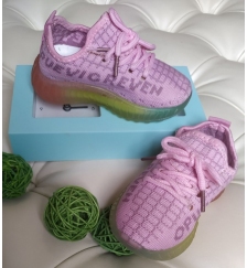 Кроссовки (yeezy boost) розовые